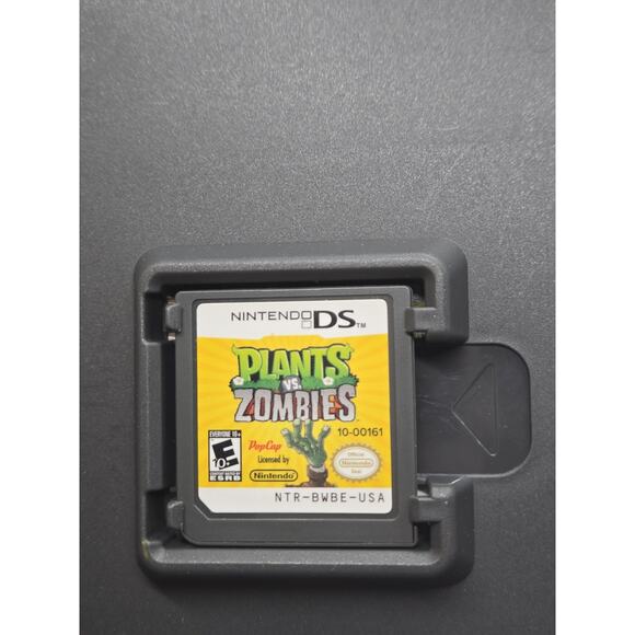 Plants Vs. Zombies - Official Nintendo DS - game & case Tested Works - Picture 4 of 6